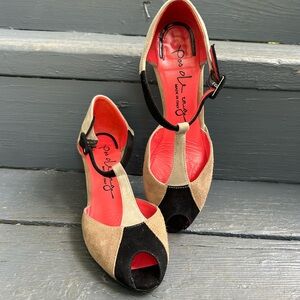 Pas de Rouge T Strap Peep Toe Heel